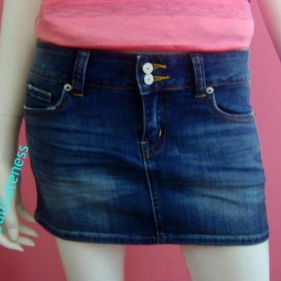 JUST U.S.A Dresses & Skirts - JUST U.S.A. Press Whiskered Denim Skirt Size: S